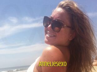 AnnelieseXo