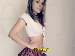 Annie_Hot