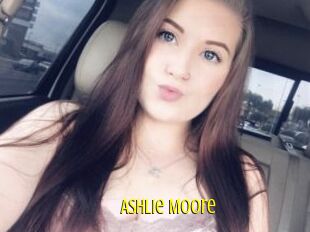 Ashlie_Moore