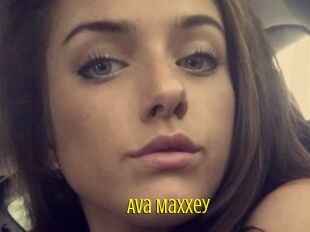 Ava_Maxxey