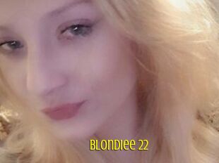 Blondiee_22