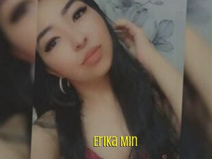 Erika_Min