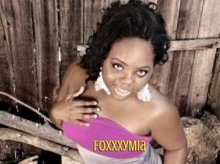 FoxxxyMia