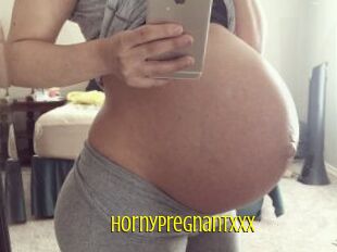 HornyPregnantXXX