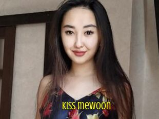 Kiss_meWoon