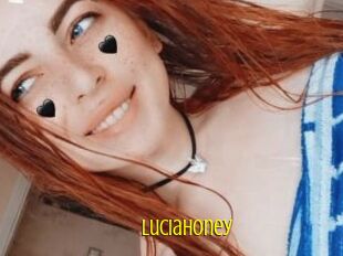 LuciaHoney