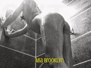 Mia_Brooklyn