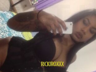 RickiRoxxx