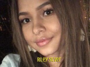 Riley_silver