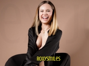 Roxysmiles