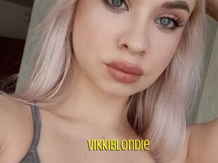 VikkiBlondie